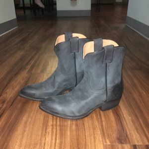 FRYE BLACK COWBOY BOOTIES SIZE 8